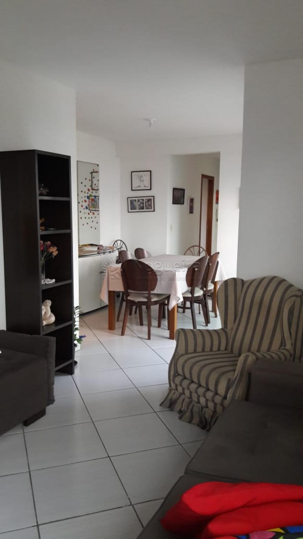 Recife Apartamento Venda R$550.000,00 Condominio R$800,00 3 Dormitorios 1 Suite Area construida 90.55m2 Recife Apartamento Venda R$550.000,00 Condominio R$800,00 3 Dormitorios 1 Suite Area construida 90.55m2