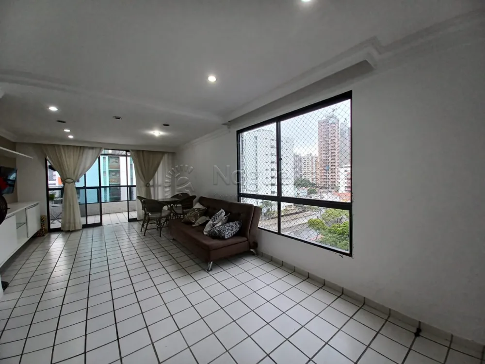 Apartamento com 3 quartos à venda em Candeias