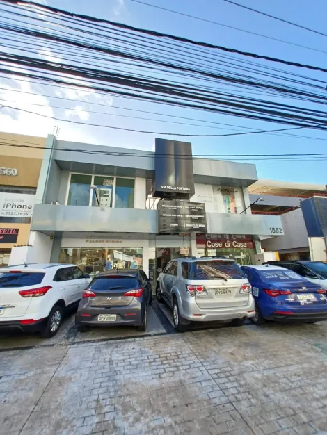 Excelente sala Comercial, na Galeria Via Dela Fontana, localizado em Boa Viagem.

Sala ampla com 50,00m² de área construída, podendo ser divida em mais de um ambiente, com banheiro privativo, ideal para consultórios, clínicas e mais.

Próximo a supermercados, ponto de ônibus, posto de gasolina, pontos comerciais ao redor e bem próximo à praia.

Agende sua visita!