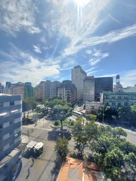 Excelente sala comercial, com ótima localização no bairro de Santo Antônio.

O imóvel possui 21,00m² de área construída, sendo uma sala ampla podendo ser dividido em dois ambientes e um banheiro privativo.

Ideal para clínicas, consultórios e as mais variadas atividades comerciais.

Agende sua visita!!!