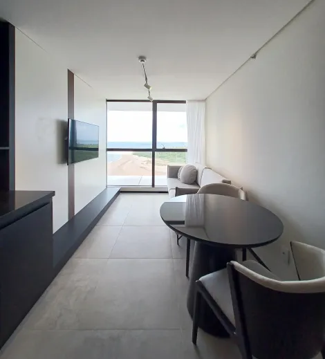 Excelente apartamento mobiliado localizado em barra de jangada com 35,00m².

O imóvel possui sala, 1 quarto, 1 wc social, cozinha e 1 vaga de garagem rotativa.

O edifício dispõe de piscina, academia, sauna, lobby bar, lavanderia e serviço de camareira.

Agende sua visita!