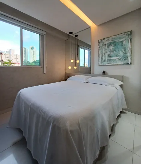 Apartamento nascente com excelente localização na Ilha do Retiro!

O imóvel possui 58,91m² com ampla sala para dois ambientes, dois quartos sendo um suíte, cozinha, área de serviço e uma vaga de garagem coberta.

O condomínio dispõe espaço kids, piscina, salão de festas, salão de jogos, academia, biblioteca, portaria 24 horas, câmeras de segurança, gerador.

Agende sua visita!