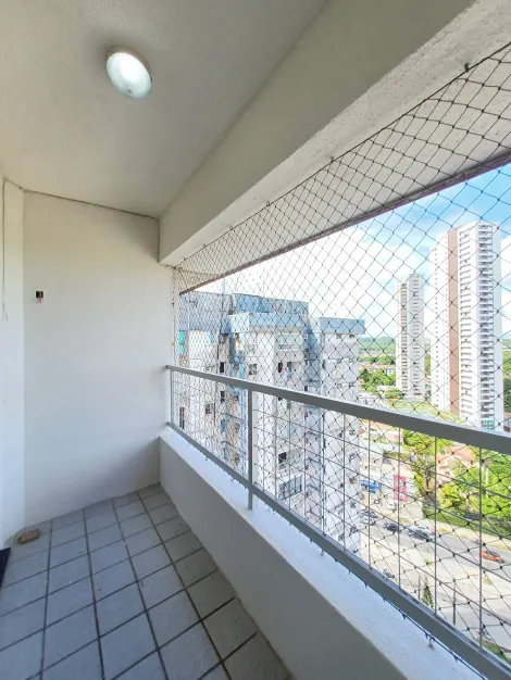 Apartamento com excelente localização na Varzea!

O imóvel possui 77,30m² de área privativa, varanda, sala para dois ambientes, 2 quartos, 1 wc social, cozinha, área de serviço, wc de serviço e 01 vaga de garagem.

O edifício dispõe de salão de festas, playground, quadra poliesportiva, bicicletário, câmeras de segurança, portaria 24h.

Agende sua visita!