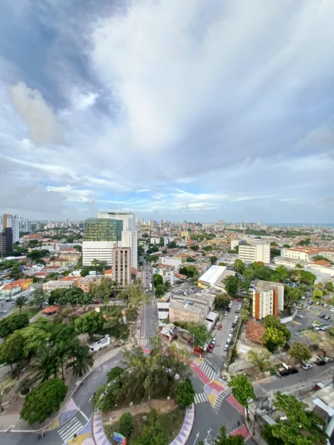 Sala comercial com excelente localização na Ilha do Leite, com 108,51 m² de área construída.

O imóvel possui duas salas internas e dois banheiros, sendo um local de fácil acesso e próximo a pontos estratégicos.

Agende a sua visita!