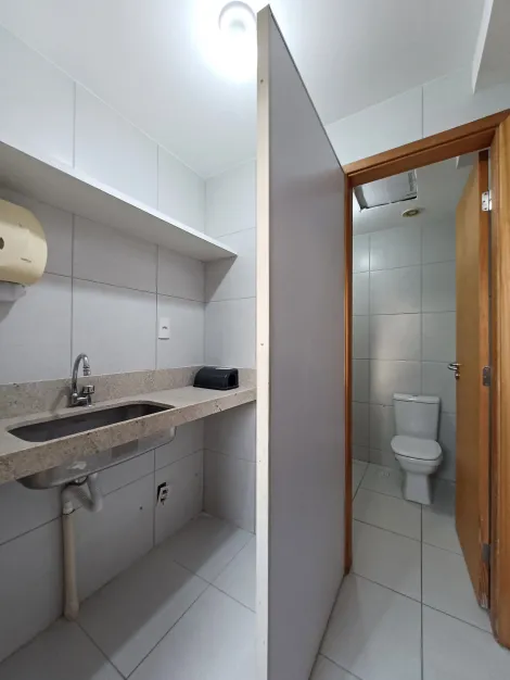 Sala comercial com excelente localização na Ilha do Leite, com 44,90 m² de área construída.

O imóvel possui uma sala ampla e um banheiro, sendo um local de fácil acesso e próximo a pontos estratégicos.

Agende a sua visita!
