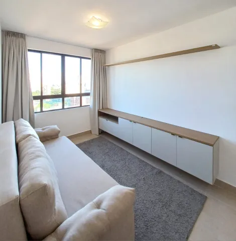 Viva a experiência Smart Living! Este elegante apartamento, localizado no moderno edifício Haus Smart Living, oferece um conceito de vida inteligente e prático. Com 34m² de área, este apartamento é perfeito para quem busca conforto e praticidade em um só lugar.

Conta com acesso a piscina, churrasqueira, bicicletário, fitness e área fitness. Possui localização privilegiada, situado no coração do Bairro da Boa Vista, próximo ao pólo médico, Consulado Americano e empresarial da Ilha do Leite. É ideal para morar e desfrutar da comodidade de um apartamento completo.

Entre em contato conosco para saber mais e agendar uma visita!