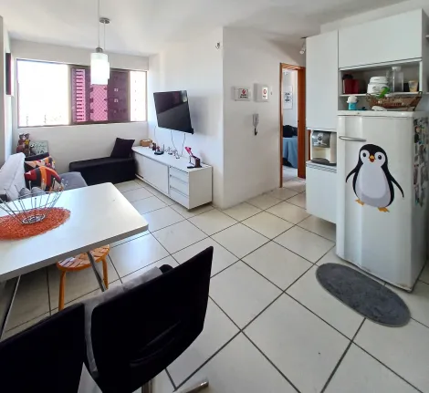 Projetado para proporcionar a qualidade de vida que você sonha, o Parc Torre Residence foi idealizado pensando na sua comodidade e praticidade.

Localizado na Rua José de Holanda, 854 no bairro da Torre, no antigo Clube dos Sargentos, o empreendimento tem toda uma infraestrutura de comércio e serviços ao seu redor, como padarias, supermercados, escolas, hospitais, praças, shoppings, farmácias e igrejas. Além do fácil acesso a outros bairros como Casa Forte, Parnamirim, Aflitos e Madalena.

Área de lazer completíssima: piscina, mini campo, hall social, playground, fitness, bicicletário, entre outros.

O apartamento contém sala e dois quartos, sendo um suíte.