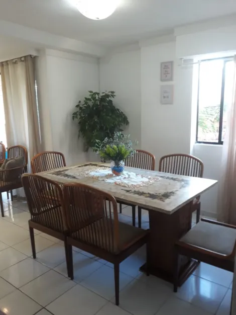 Apartamento com uma excelente localização em Boa Viagem!

Imóvel possui 73,00M², sala para dois ambientes, dois quartos sendo um suíte, dois banheiros, cozinha, área e banheiro de serviço, e uma vaga de garagem.

Empreendimento possui piscina adulto, gás encanado e portaria.

Agende já sua visita!