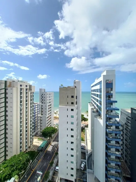 Maravilhoso apartamento no Edifício Quinta Tereza Beltrão localizado na Rua Setúbal, em Boa viagem. Certamente um dos Edifícios mais desejados da região, próximo a padarias (santo cristo/pan jovem) supermercados (minuto pão de açúcar / Extrabom / RM) farmácias e escolas (Madre de Deus, Grande Passo. Americana), a 50 metros da praia , bem pertinho do parque dona Lindu.

Para você que busca conforto esse é o apartamento ideal, são 174m², 4 quartos (sendo 3 suítes), sala aconchegante, varanda, nascente, cozinha ampla, área de serviço completa, 3 vagas de garagens, área de lazer (piscina, salão de festas).

Agenda já a sua visita conosco!