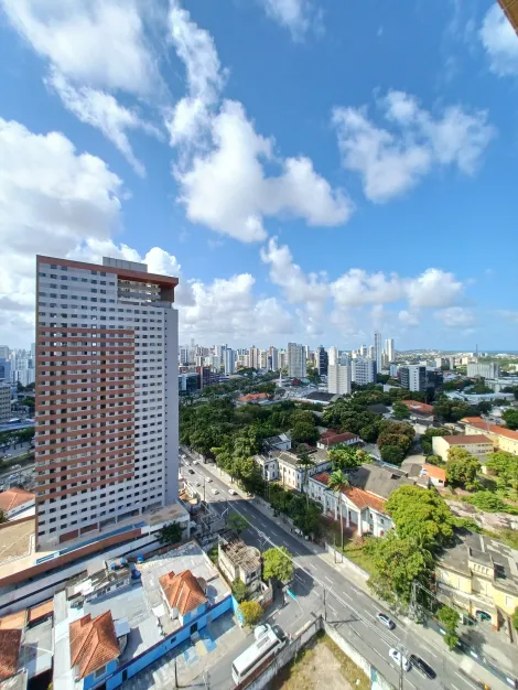 Apartamento localizado no bairro da Boa Vista, com 25,00m² de área útil.

O imóvel possui um quarto, banheiro social e cozinha.

O Edifício possui piscina, espaço fitness, espaço gourmet, coworking, espaço pet, salão de festas, gás encanado e portão eletrônico.

Agende sua visita!!!