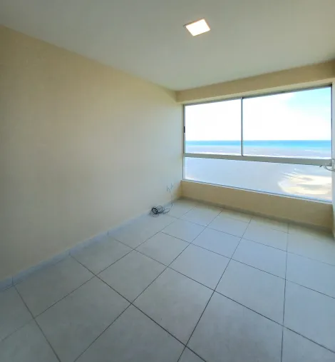Confira este excelente apartamento para aluguel no Edifício Marinas da Barra, localizado na charmosa Barra de Jangada, em Jaboatão dos Guararapes, Pernambuco!

Situado no 23º andar, o apartamento de número 2306 oferece uma sala para dois ambientes, ideal para seu conforto e bem-estar. Possui três dormitórios, sendo uma suíte, além de um banheiro social e área de serviço. Para sua comodidade, você contará com duas vagas de garagem cobertas em gaveta.

O condomínio oferece infraestrutura completa com portaria, bicicletário, gás encanado, gerador de energia e portão eletrônico, garantindo praticidade e segurança para você e sua família.

Não perca essa oportunidade de morar em um dos melhores endereços de Barra de Jangada!